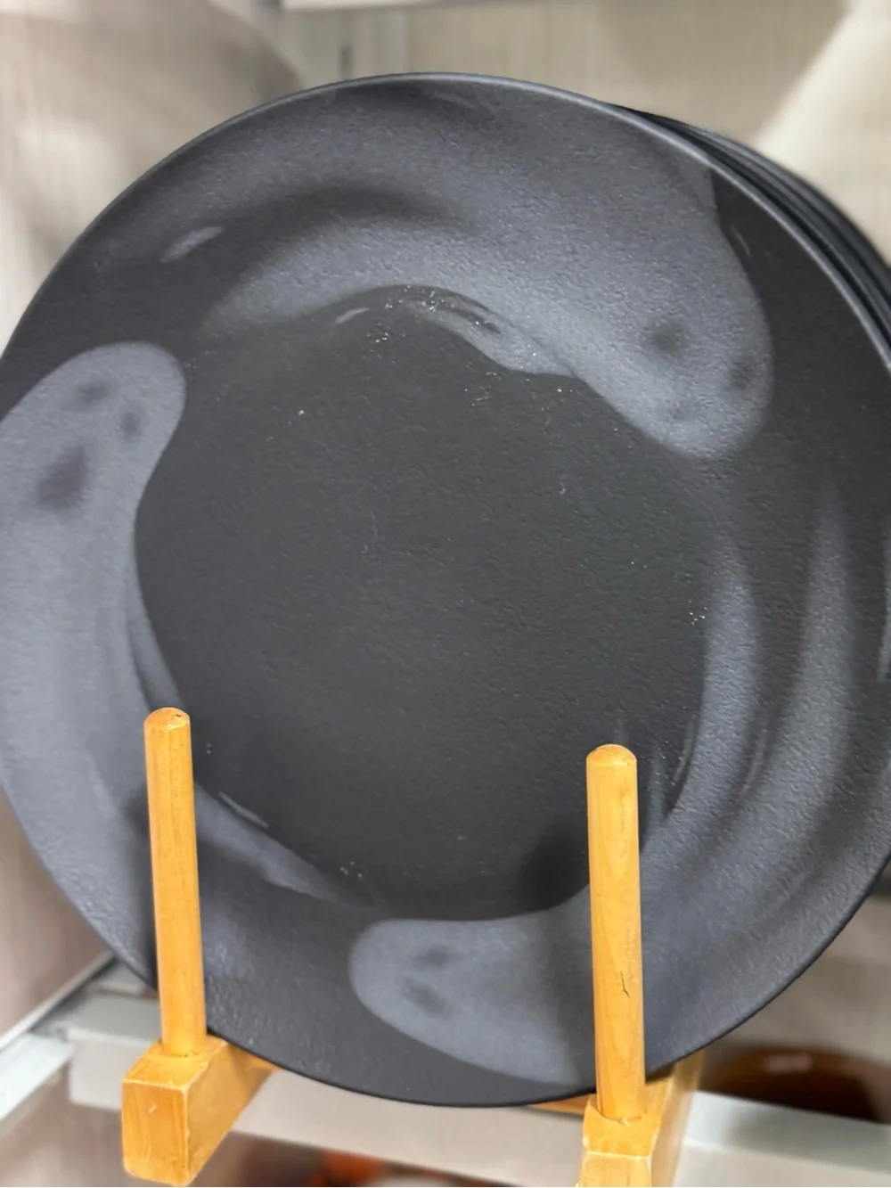4 Matte Black Swirl Ceramic Dinner Plates